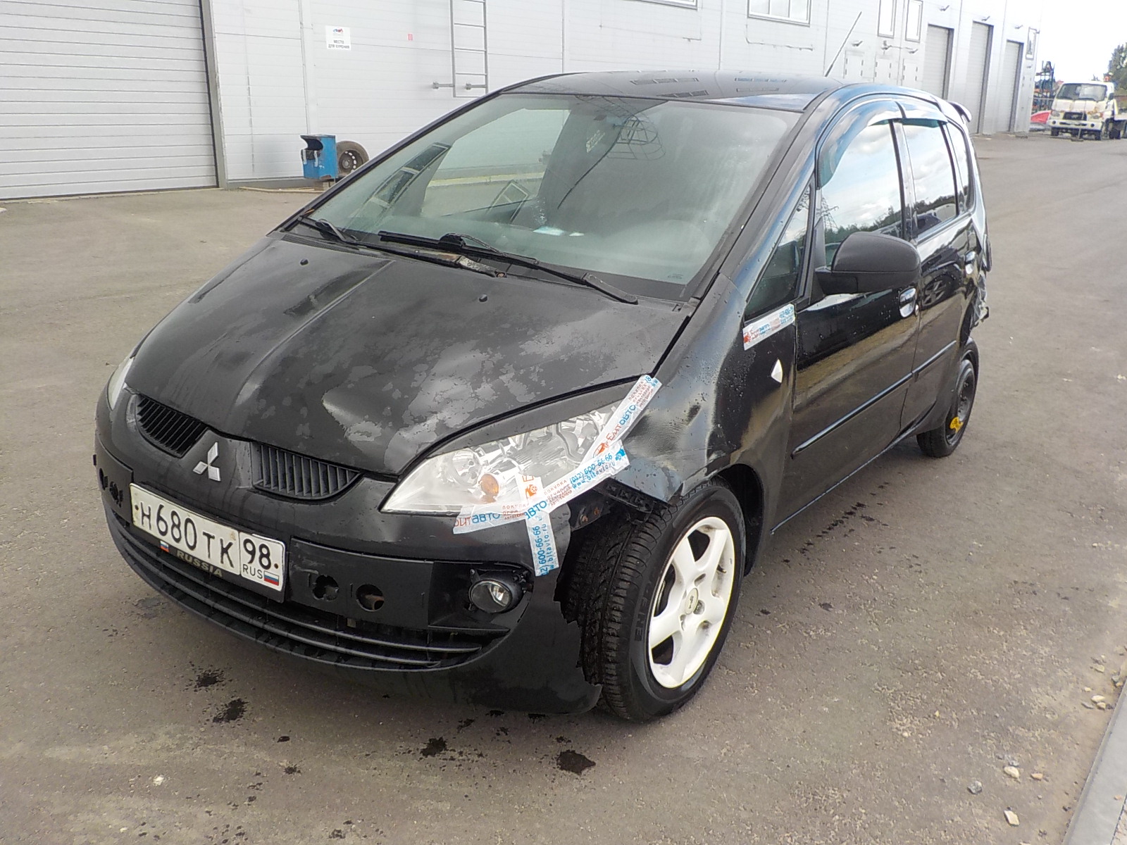 Mitsubishi colt 2007 год. Mitsubishi Colt 2002 год. Митсубиси Кольт черный. Mitsubishi Colt с 2002-2008 г.в дефлектор капота. Mitsubishi Colt с 2002-2008 г.в белый фон.