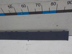 Молдинг двери передней левой для Land Rover Range Rover Vogue 2010 года выпуска,  LR038846