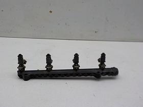 Рампа топливная для Volkswagen Polo (Sed RUS) 2011- года выпуска, 04E133320K