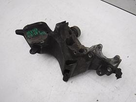 Кронштейн для Nissan Almera 2012- года выпуска, 688304373R