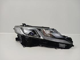 Фара правая для Toyota Camry VIII 2017-2021 года выпуска, 8118533D40