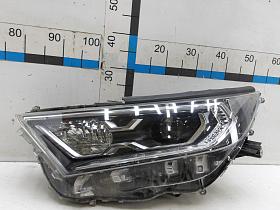 Фара левая для Toyota RAV-4 2019- года выпуска, 8118542A33