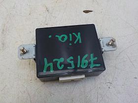 Блок управления парктрониками для Kia Venga 2010- года выпуска, 957001P000