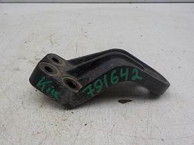 Кронштейн для Kia Venga 2010- года выпуска, 218252K400