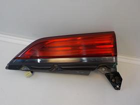 Фонарь задний левый внутренний для Lexus LX 450 2012-2015 года выпуска, 8159160430