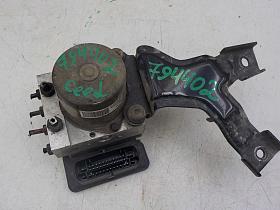 Блок ABS для Kia Cee'd 2015- года выпуска, A258930800